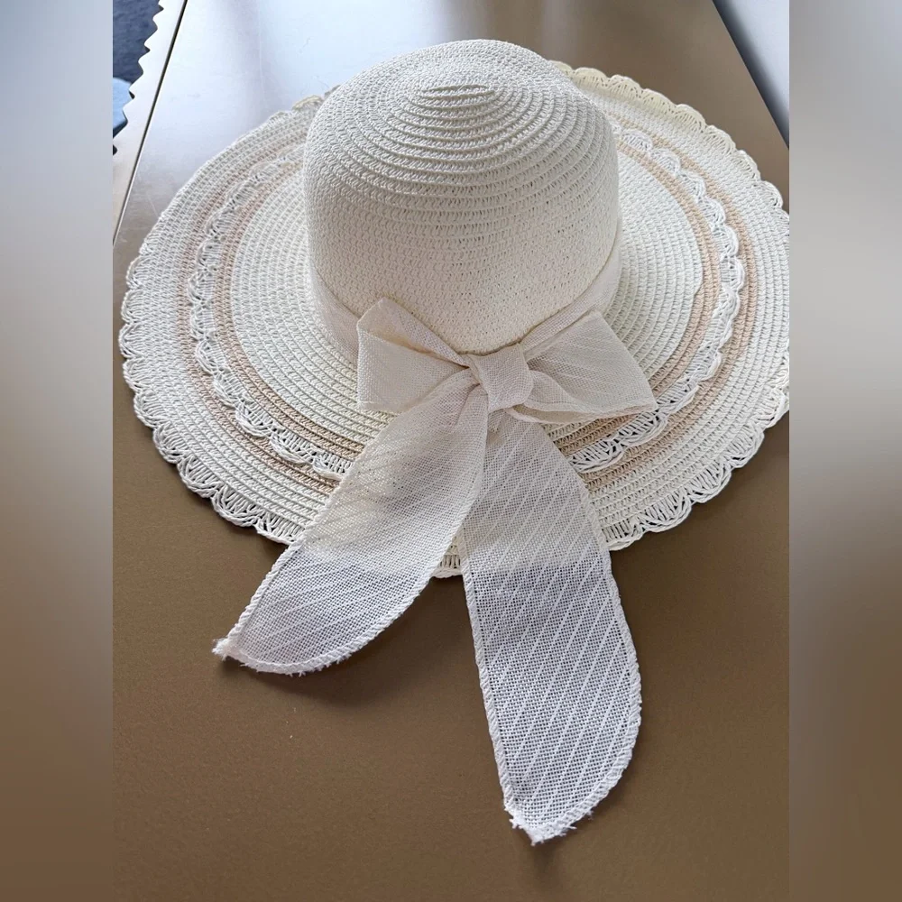 New Elegant White Sun Hat - Picture 2 of 8
